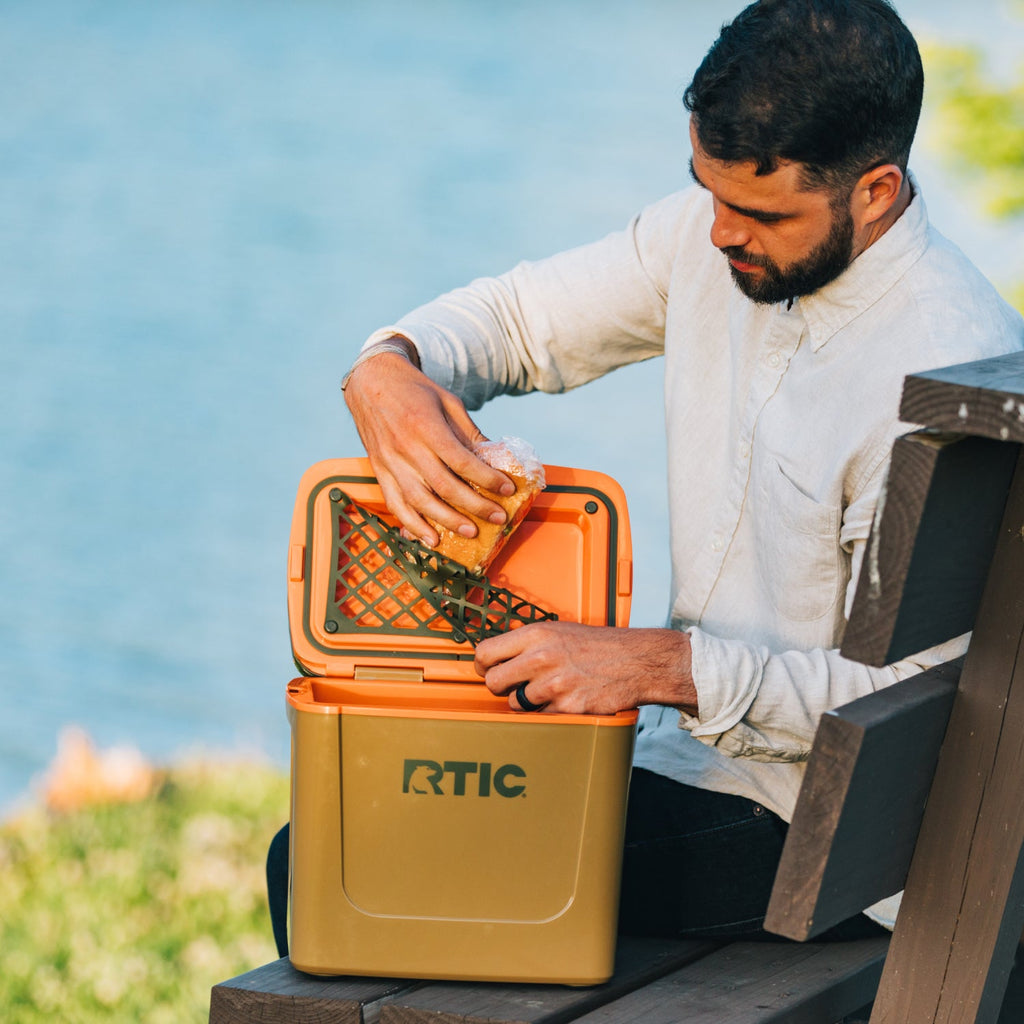 8 QT Road Trip Personal Cooler